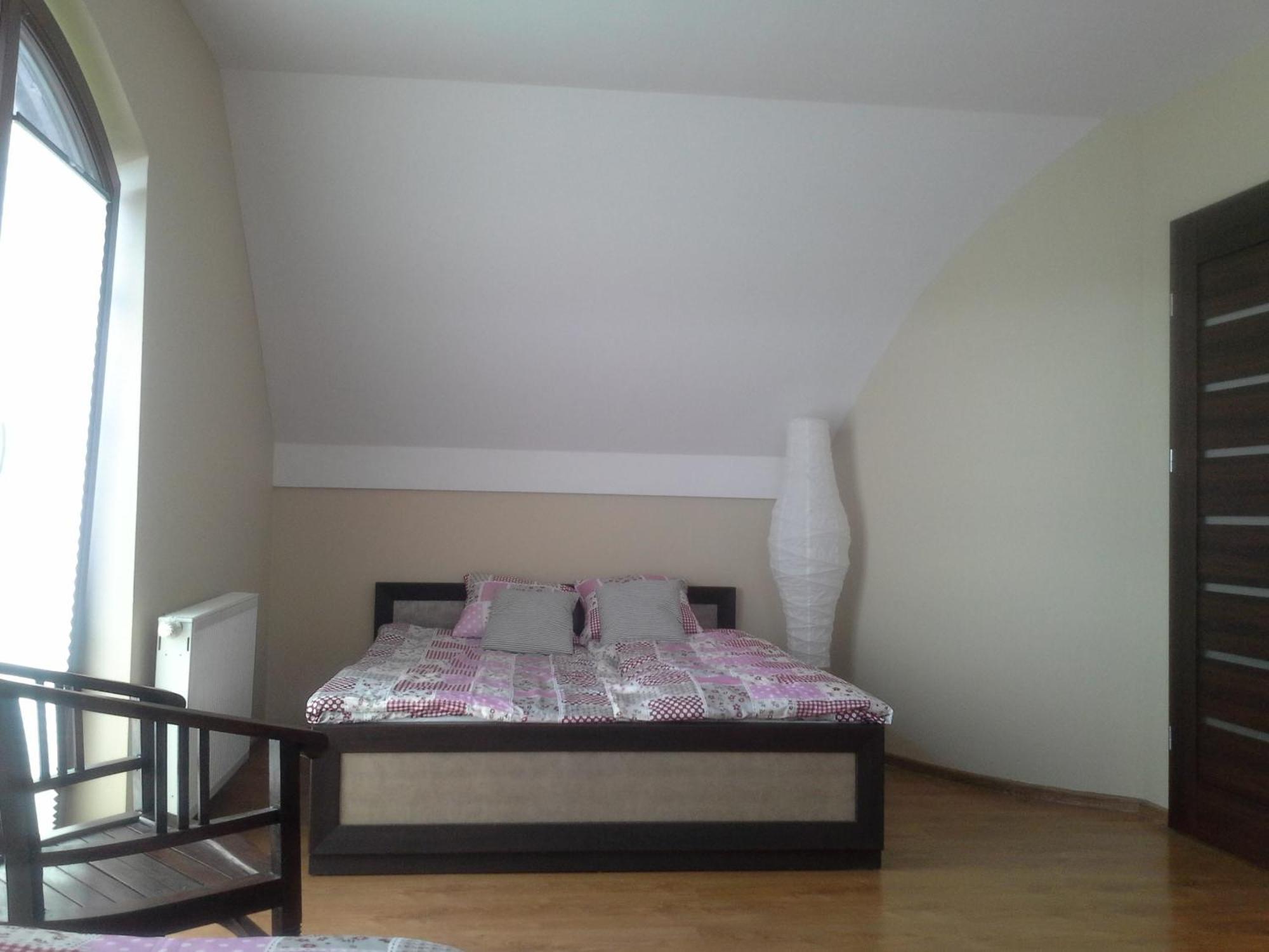 Villa Dom przy Kociej Górze Krzczen Exterior foto